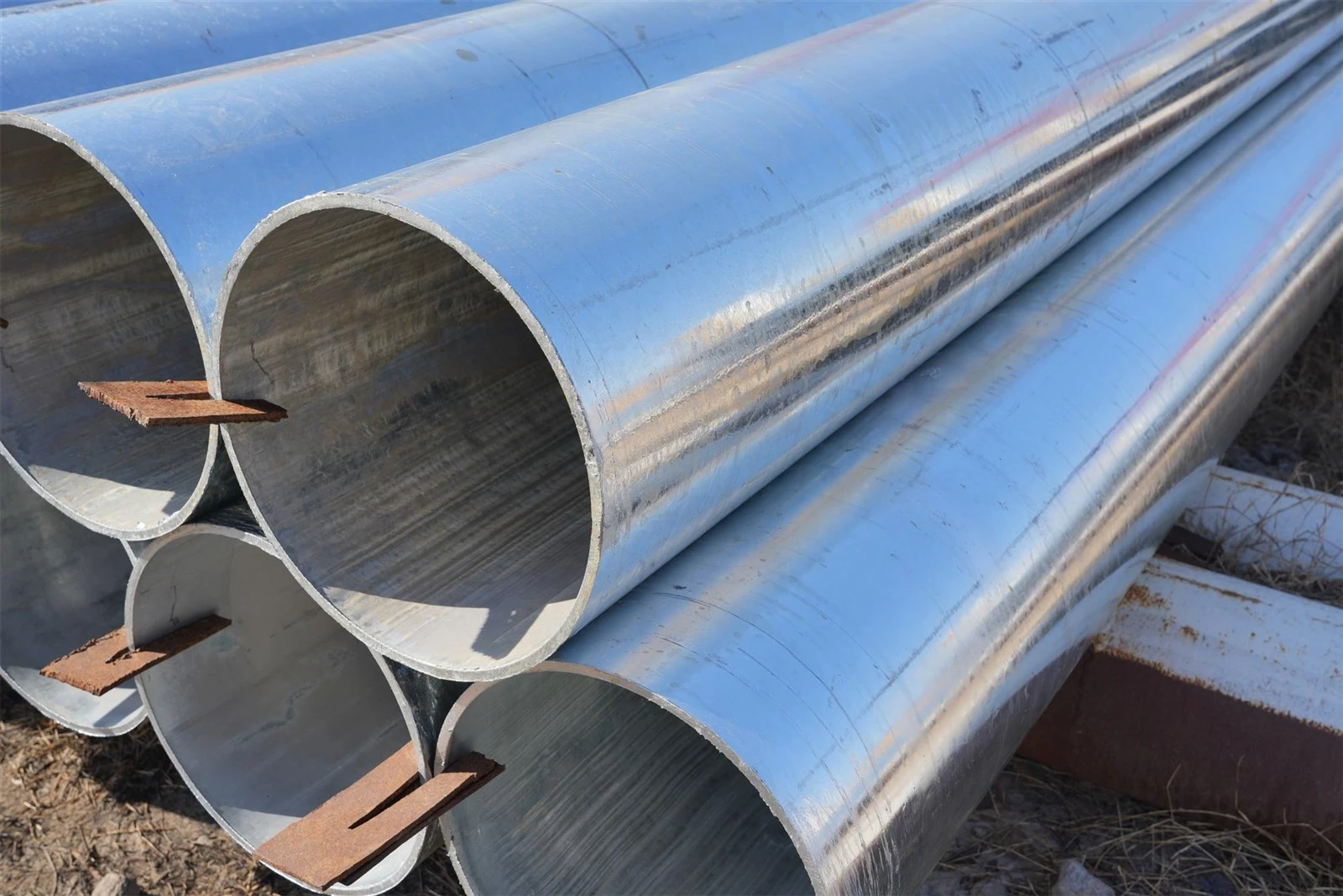 Galvanized Pipes Galvanized Pipes